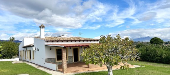 3 chambres Villa à Estepona, Spain No. 136598 16