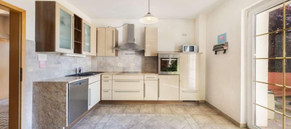 Casa de 3 dormitorios en Kaulsdorf, Germany No. 361171 8