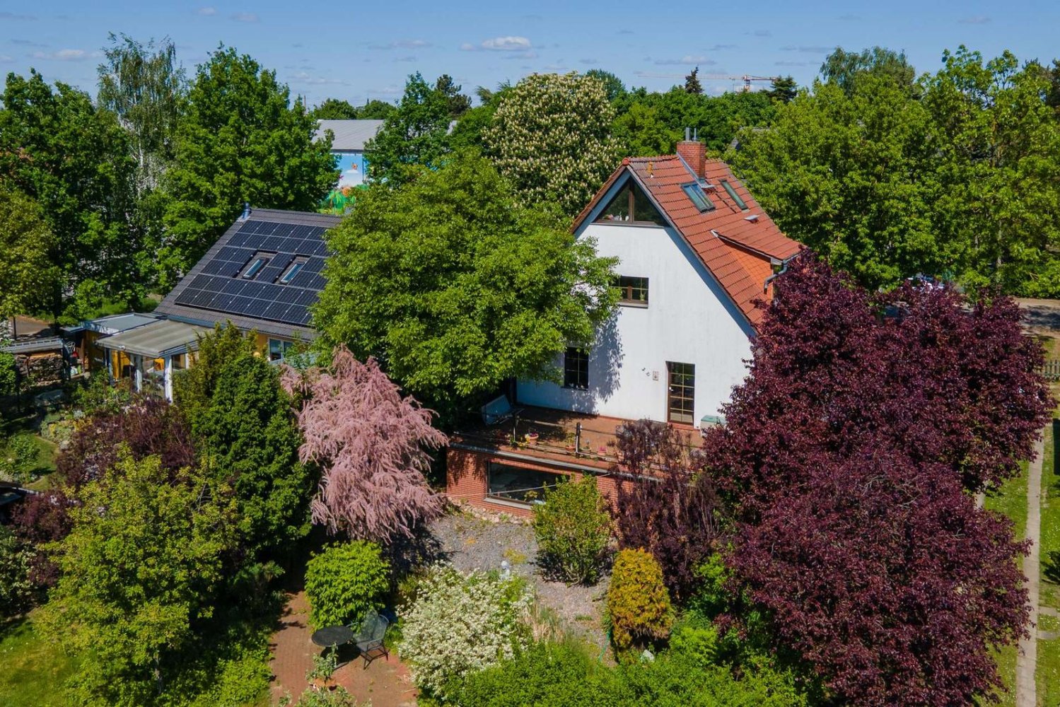 Casa de 3 dormitorios en Kaulsdorf, Germany No. 361171