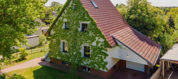 Casa de 3 dormitorios en Kaulsdorf, Germany No. 361171 2