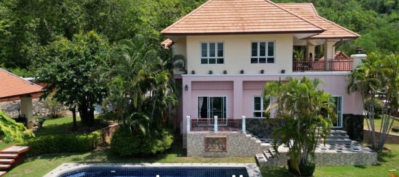 Villa de 5 dormitorios en Hua Hin, Thailand No. 19892 4