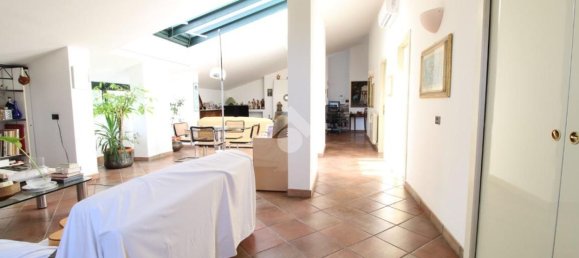 3 bedrooms Apartment in Caserta, Italy No. 377713 5