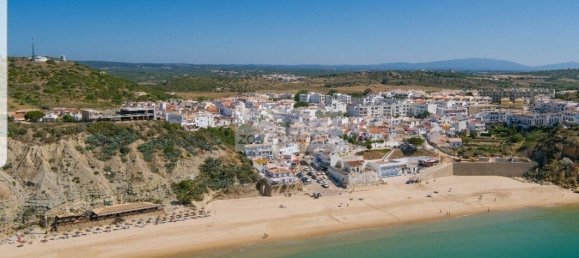 5 bedrooms Villa in Budens, Portugal No. 113428 4