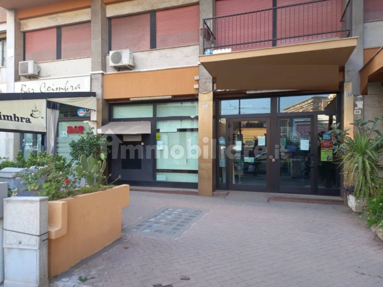 1-salle Propriété commerciale à Palermo, Italy No. 52311