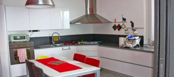 Вилла с 4 спальнями в Стреза, Италия № 88022 21