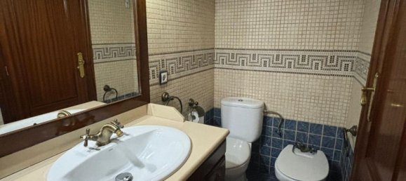 Apartamento de 3 dormitorios en Córdoba, Spain No. 154017 8