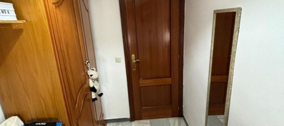 Apartamento de 3 dormitorios en Córdoba, Spain No. 154017 23