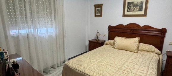 Apartamento de 3 dormitorios en Córdoba, Spain No. 154017 22