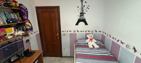 Apartamento de 3 dormitorios en Córdoba, Spain No. 154017 24
