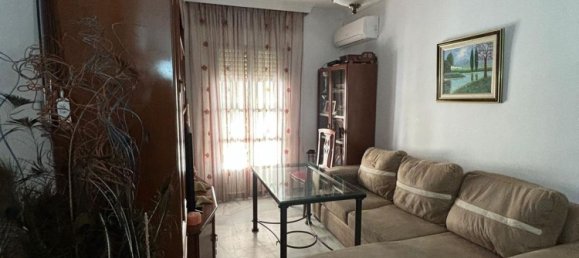 Apartamento de 3 dormitorios en Córdoba, Spain No. 154017 2