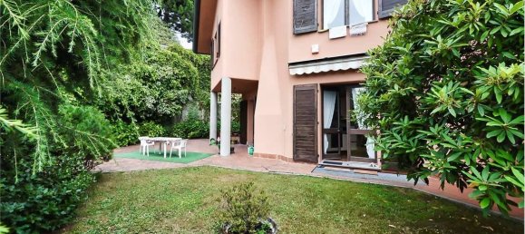 5غرفة فيلا في Como, Italy رقم 336403 2