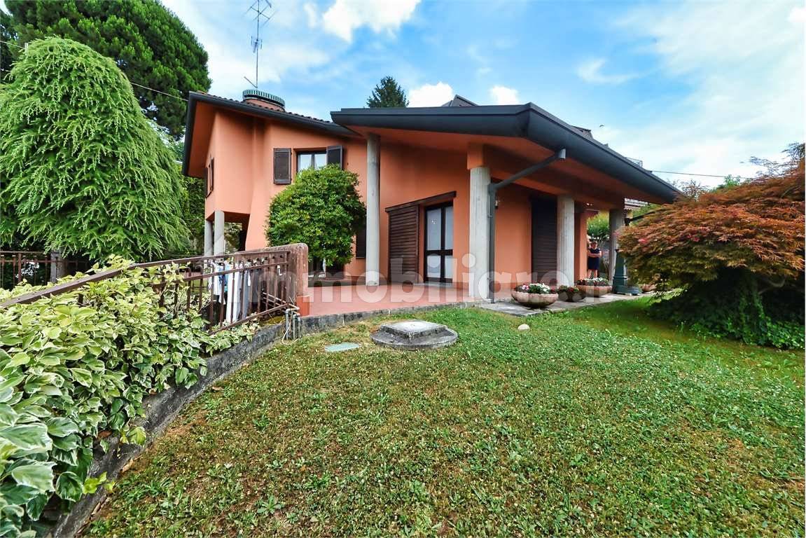 5غرفة فيلا في Como, Italy رقم 336403