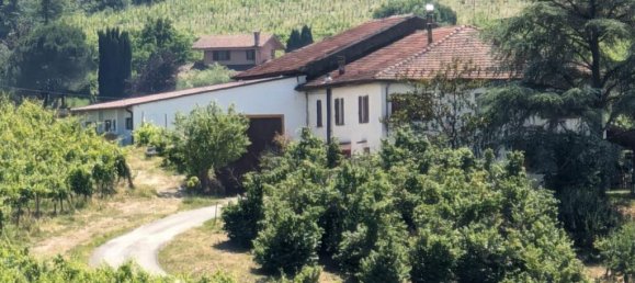 6 bedrooms Villa in Nizza Monferrato, Italy No. 56933 2