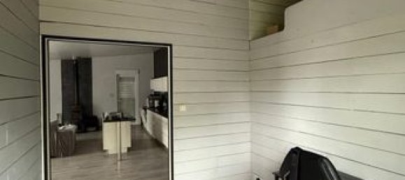 275m² Commercial property in Ploeren, France No. 312837 9