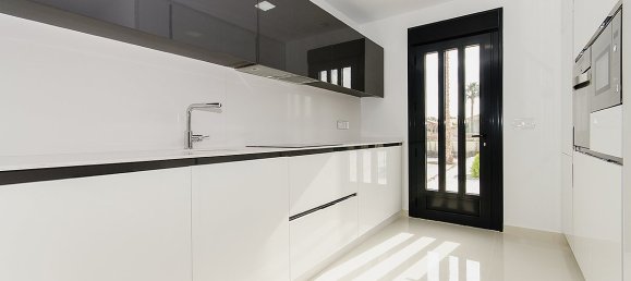 4 bedrooms Villa in Campoamor, Spain No. 9069 13