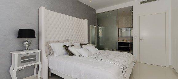 4 bedrooms Villa in Campoamor, Spain No. 9069 16