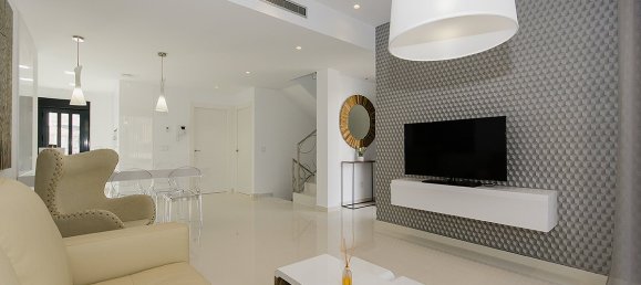 4 bedrooms Villa in Campoamor, Spain No. 9069 11