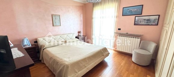 3 Schlafzimmer Villa in Borgo Ticino, Italy, Nr. 265033 34