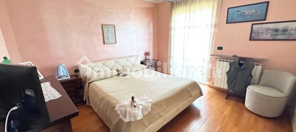 3 Schlafzimmer Villa in Borgo Ticino, Italy, Nr. 265033 31