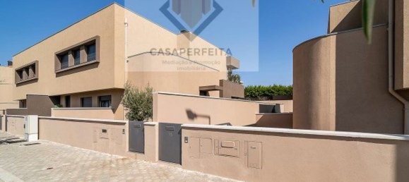 3 Schlafzimmer Haus in Madalena, Portugal, Nr. 139094 32