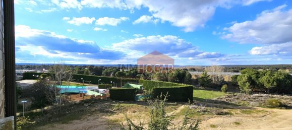 Apartamento de 4 dormitorios en Ávila, Spain No. 66215 24