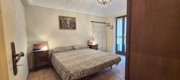 Дом с 3 комнатами в Лауриано, Италия № 146131 9