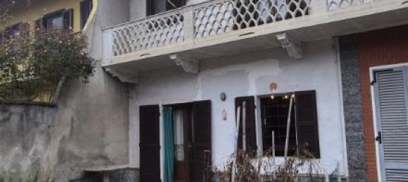 Дом с 3 комнатами в Лауриано, Италия № 146131 17