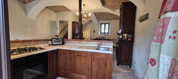 Дом с 3 комнатами в Лауриано, Италия № 146131 26