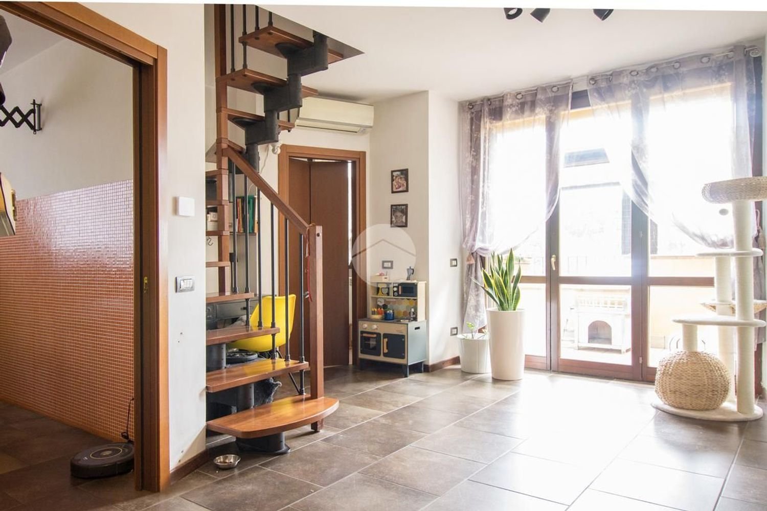 3 bedrooms Apartment in Garbagnate Milanese, Italy No. 364936