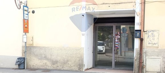 2-Zimmer Gewerbliche Immobilie in Montevarchi, Italy, Nr. 346119 11