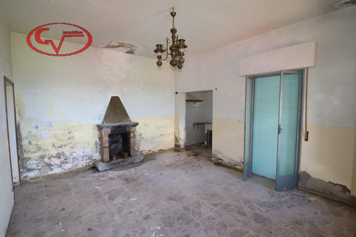 3-Zimmer Haus in Loro Ciuffenna, Italy, Nr. 231223