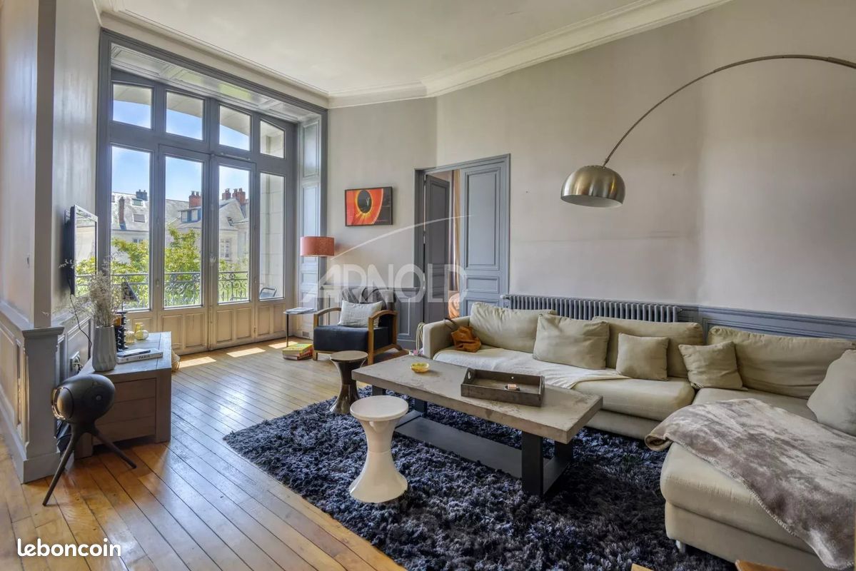 3 bedrooms Apartment in Nantes, France No. 338526