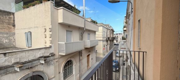 4-Zimmer Haus in Bitritto, Italy, Nr. 27767 22