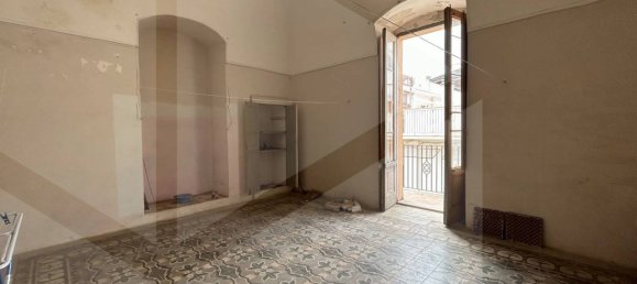 4-Zimmer Haus in Bitritto, Italy, Nr. 27767 9