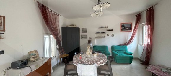 4-Zimmer Haus in Bitritto, Italy, Nr. 27767 32