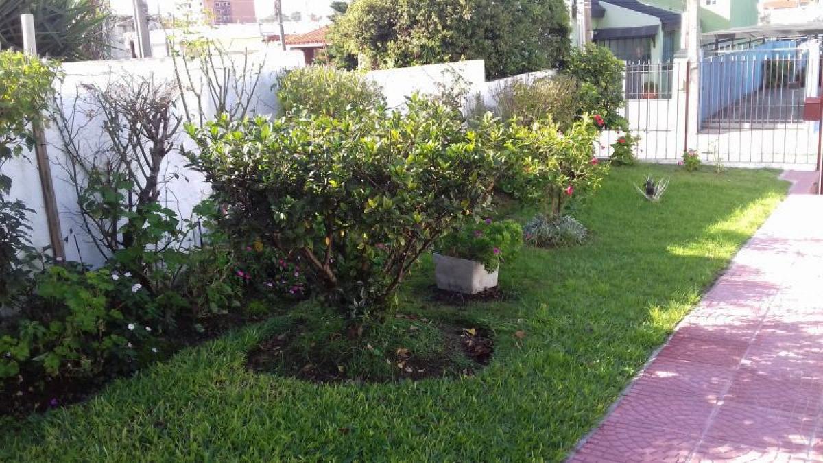 3 bedrooms House in Montevideo, Uruguay No. 12196