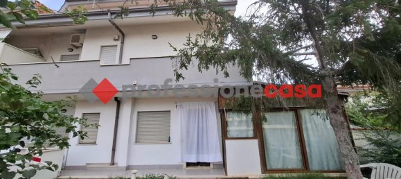 Вилла с 6 комнатами в Помеция, Италия № 124099 29