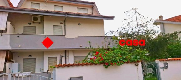 Вилла с 6 комнатами в Помеция, Италия № 124099 11