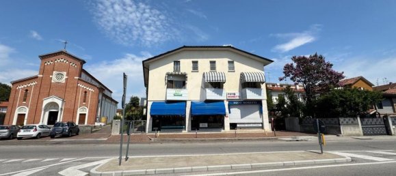 2 rooms Apartment in Udine, Italy No. 283275 19
