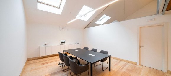 403m² Office in Verona, Italy No. 107499 7