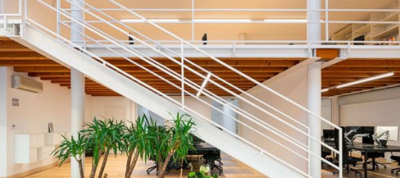 403m² Office in Verona, Italy No. 107499 2