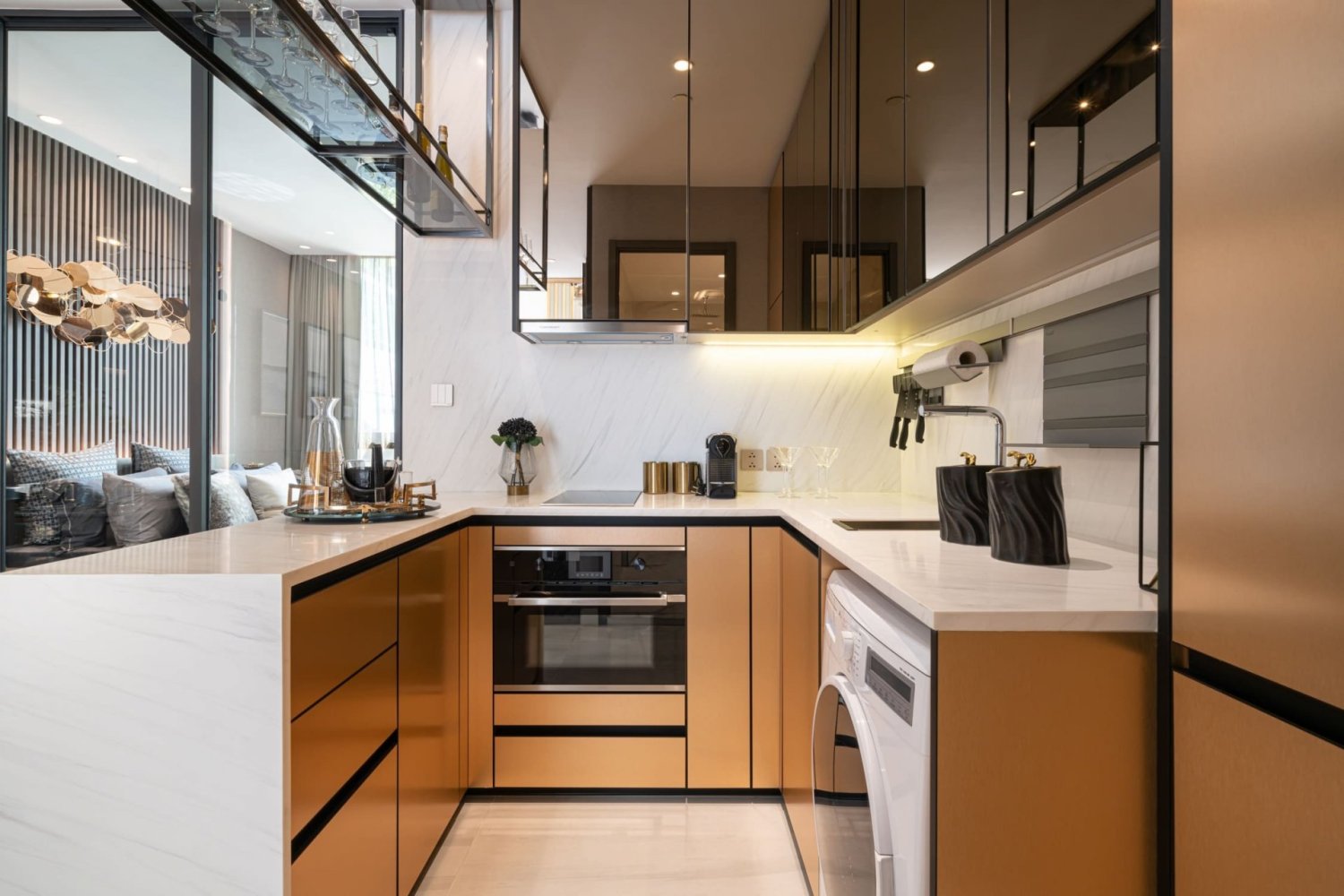 1 Schlafzimmer Wohnung in Sathon, Thailand, Nr. 77008
