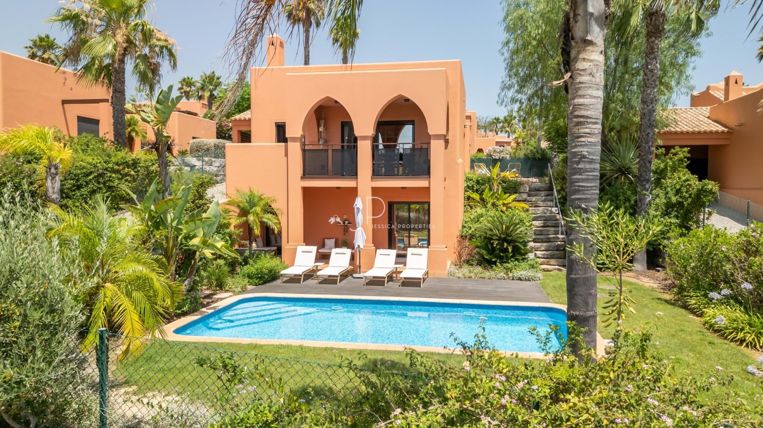 Villa de 3 dormitorios en Silves, Portugal No. 206274