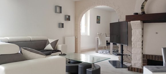 3 bedrooms House in Amilly, France No. 235307 4