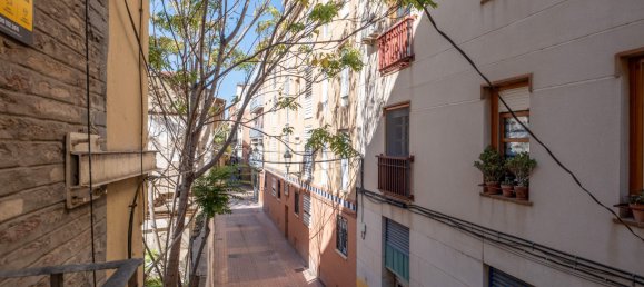 2 bedrooms Apartment in Zaragoza, Spain No. 64269 8