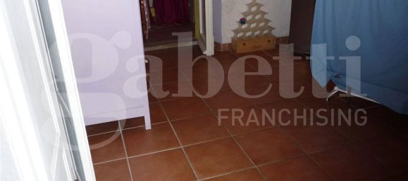 1 bedroom Apartment in Massa Marittima, Italy No. 76495 8