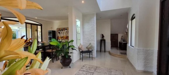 Дом с 4 спальнями в Санта-Ана, Коста-Рика № 793 5