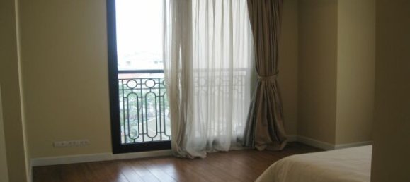 3 bedrooms Apartment in Hoan Kiem, Vietnam No. 5591 8