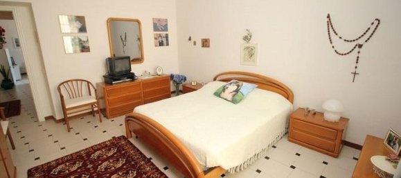 5 rooms Apartment in Alassio, Italy No. 238309 17