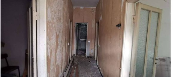 2 bedrooms Villa in Rho, Italy No. 381134 3